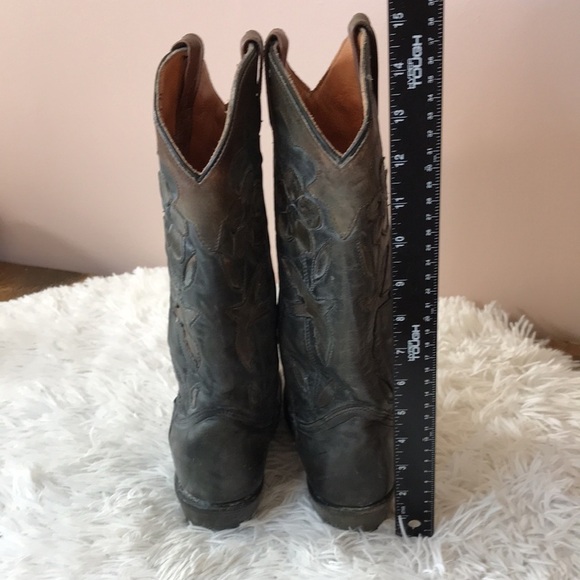 Oak Tree Distressed Western Boot - Picture 7 of 13